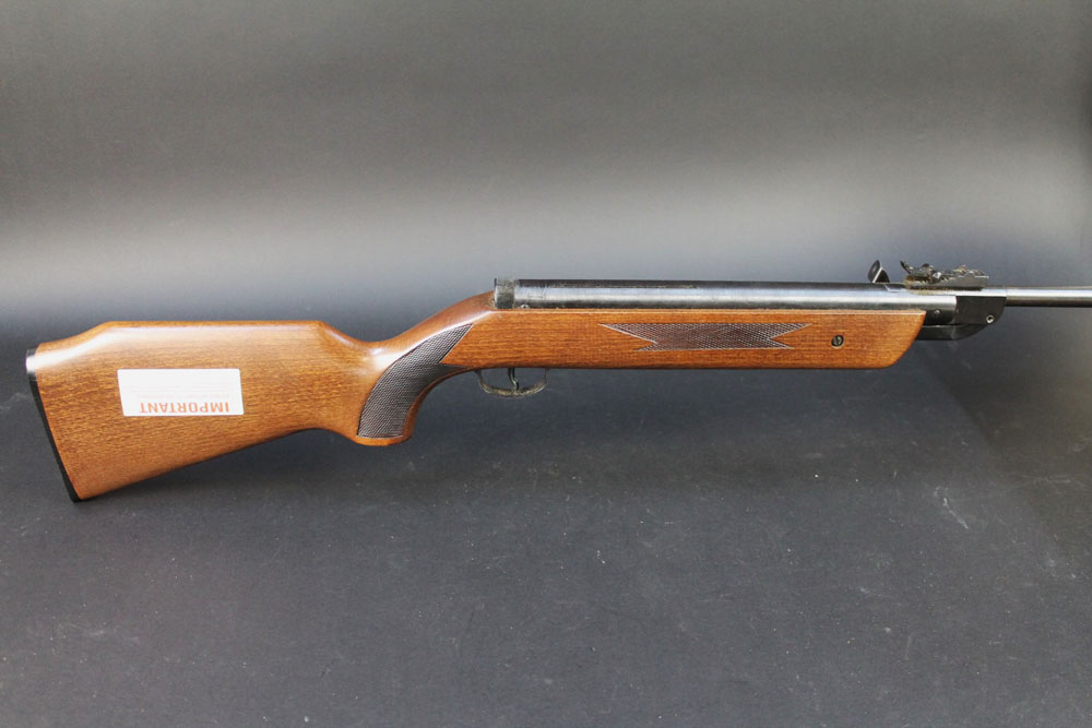 A Westlake Chinese cal 22 break barrel air rifle. Serial 119910291. - Image 5 of 10