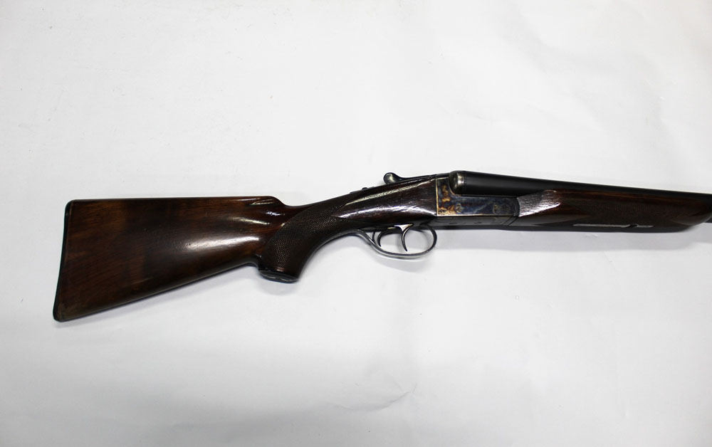 An AYA 12 bore side by side shotgun, with 30" barrels, cylinder and cylinder choke, 76 mm chambers, - Image 3 of 3