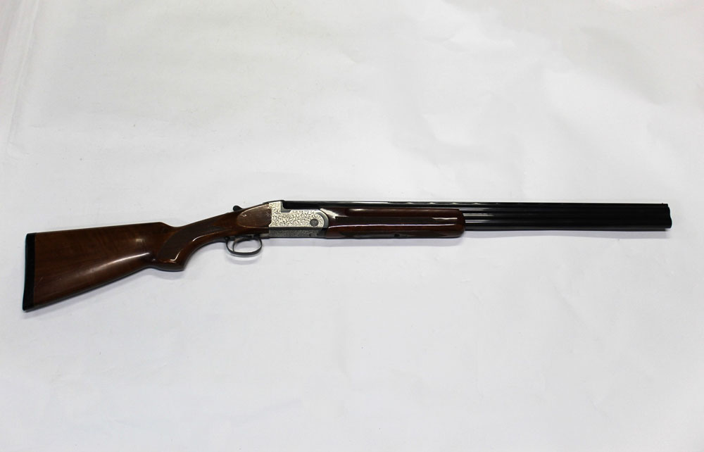 An Angelo Zoli 12 bore over/under shotgun, with 27 1/2" barrels, improved and improved choke, - Image 2 of 2