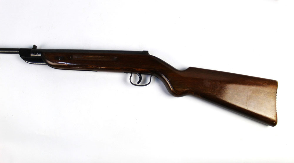 An original model 25 cal 177 air gun rifle, no visible serial number.