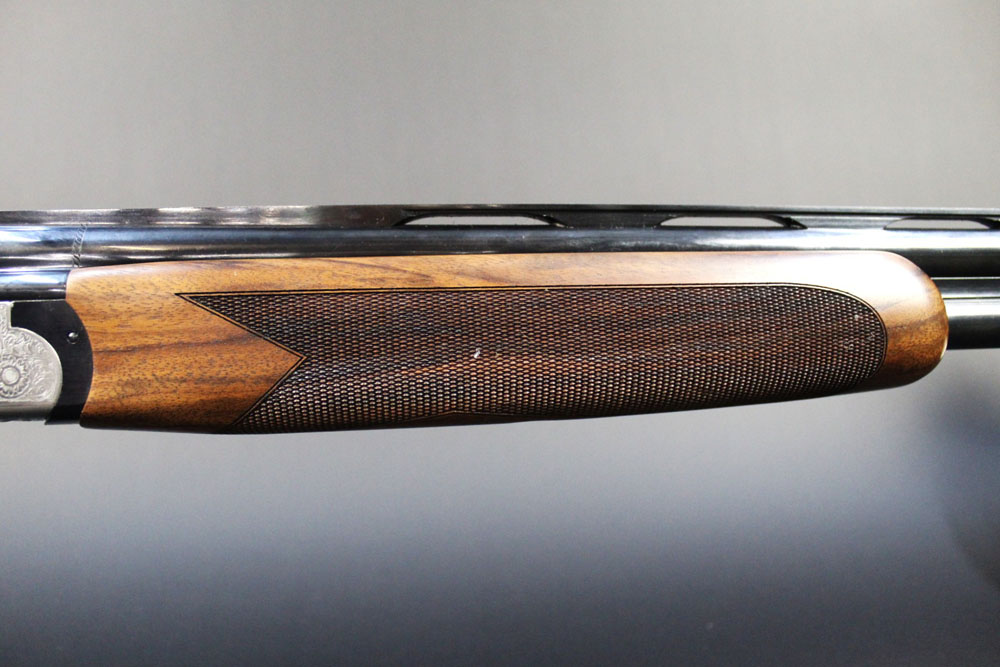 A Zoli 20 bore over/under game shotgun, with 29 1/2" multi choke barrels, 76 mm chambers, boxlock, - Image 3 of 10