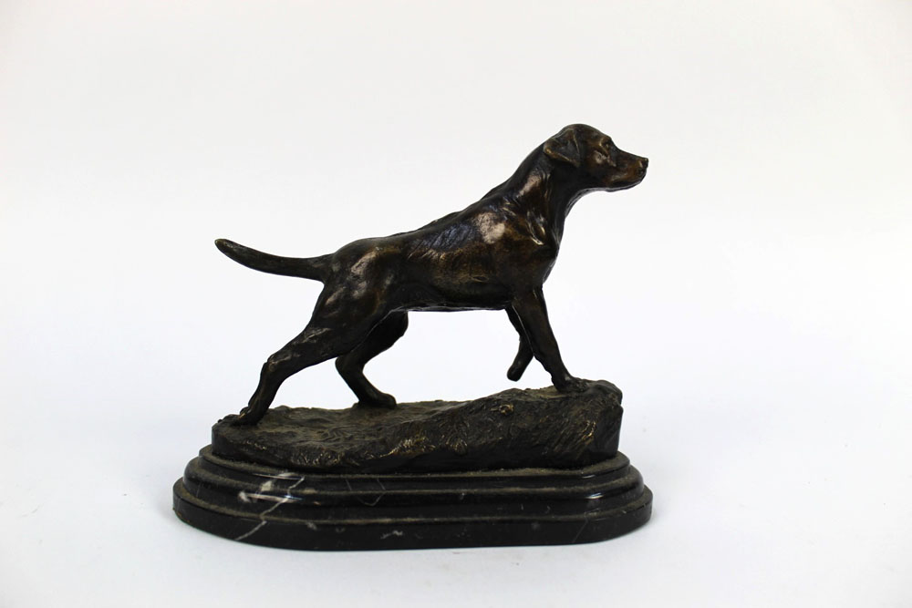 After Mene a cast bronze labrador, raised on a marble plinth, signed to the rear Mene, height +. - Image 5 of 5