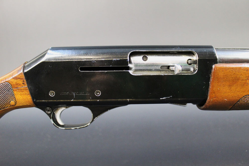 A Fabarm 12 bore semi automatic shotgun, with 27" barrel, - Image 3 of 8