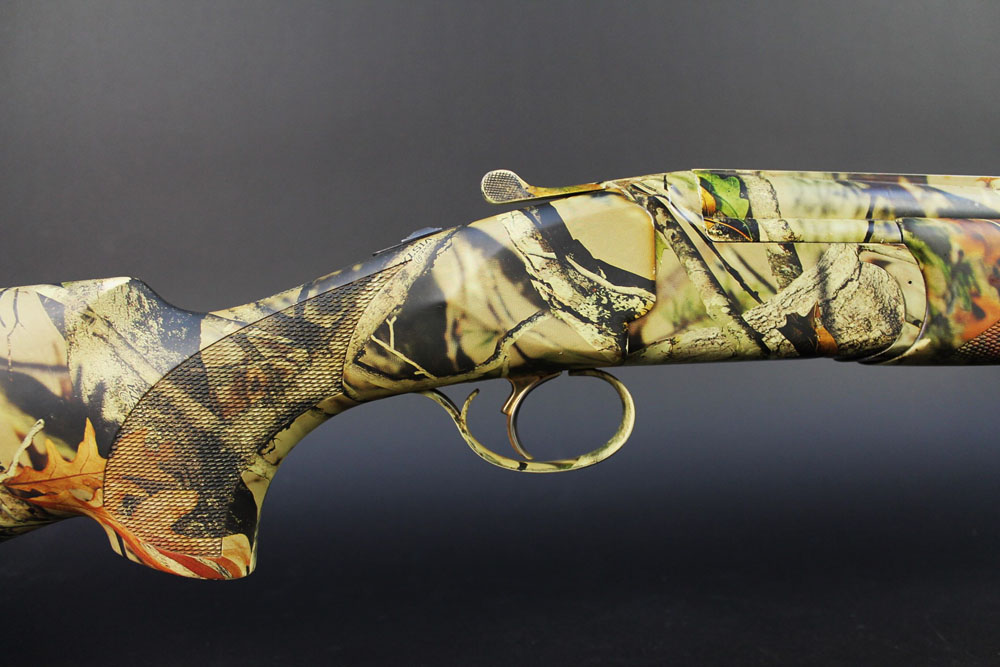 A Bettinsoli XTrail 12 bore over/under shotgun, wrapped in Vista camouflage, with 30" barrels, - Image 4 of 11