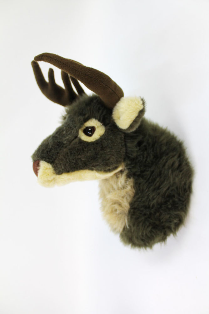 A children's soft toy wall hanging stags head, protruding from the wall +/- 34 cm. - Image 2 of 3