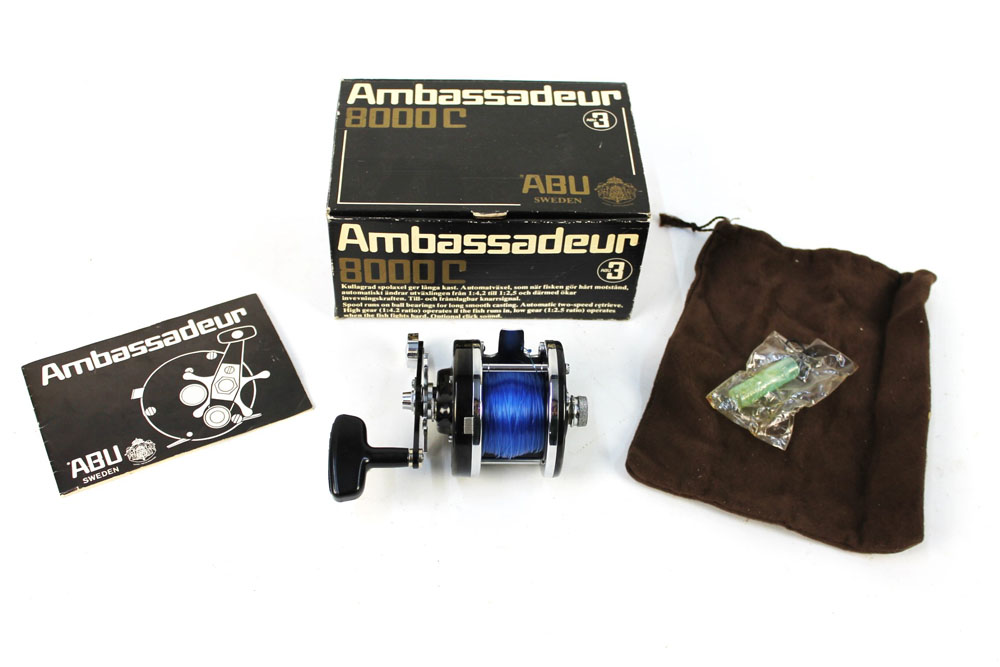 An Abu Ambassadeur 8000C multiplier, with original box,