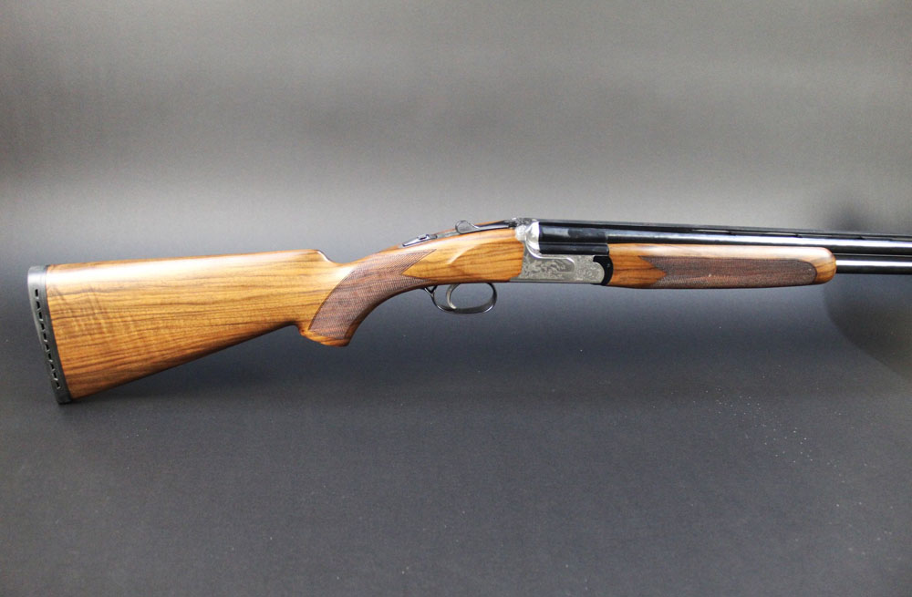 A Zoli 20 bore over/under game shotgun, with 29 1/2" multi choke barrels, 76 mm chambers, boxlock, - Image 2 of 10