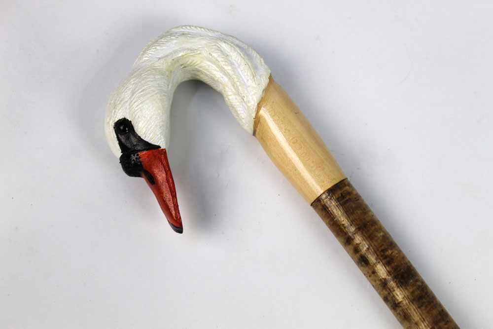 A walking stick with carved wooden handle in the form of a swan. Length 123 cm. - Image 2 of 2