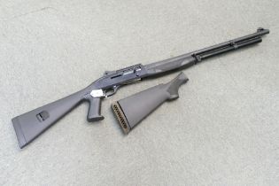 Benelli Model M1 Super 90 12 bore shotgun, self loading 12 shot with a 25" multi-choke barrel,