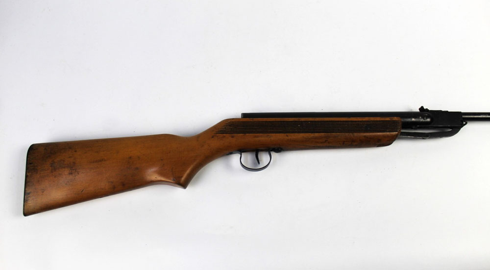 An air rifle, stamped to the side Foreign cal 22 break barrel. Serial No. 55709. - Image 2 of 2