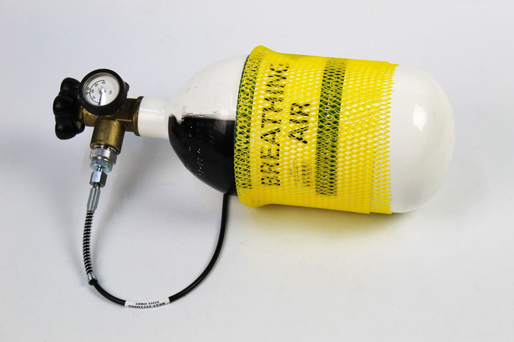 A Bisley air gun PCP air cylinder, produced 2022 with whip. Height +/- 38 cm. 3 litre.