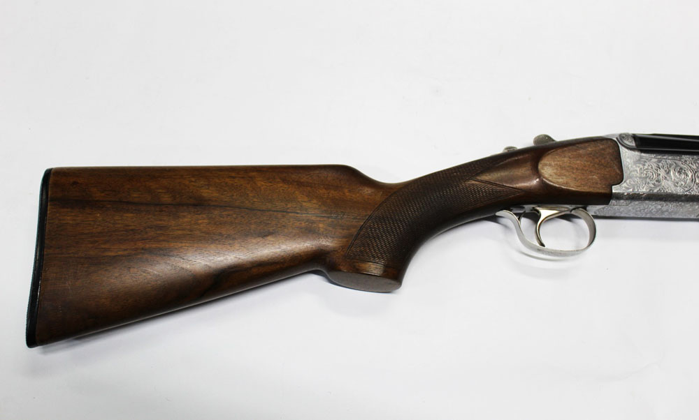 A Browning ? Medalist 12 bore over/under shotgun, with 29 3/4" barrels, multi choke, 70 mm chambers, - Image 4 of 5