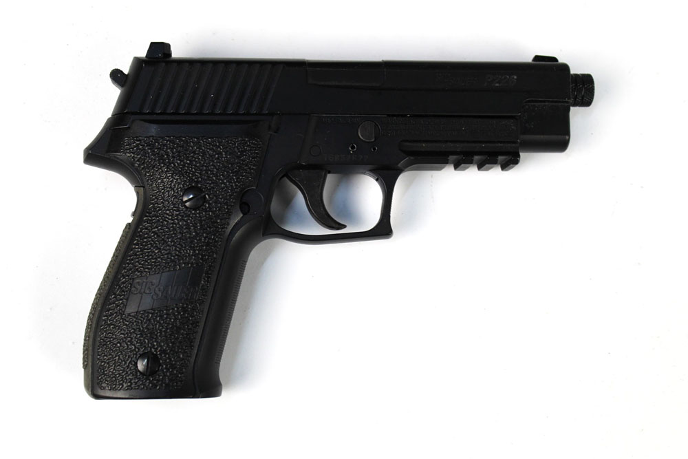 A Sig Sauer P226 CO2 powered air pistol, with three magazines. Serial No. 16G32622. - Image 2 of 2