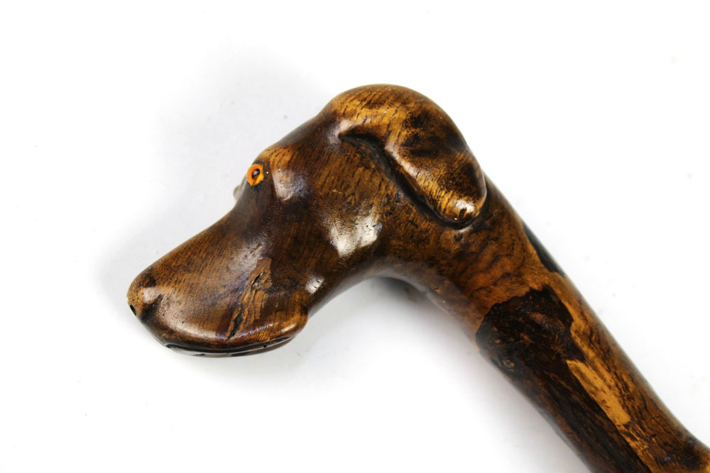 A walking stick with carved wooden handle in the form of a dog. Length 87 cm. - Image 3 of 5