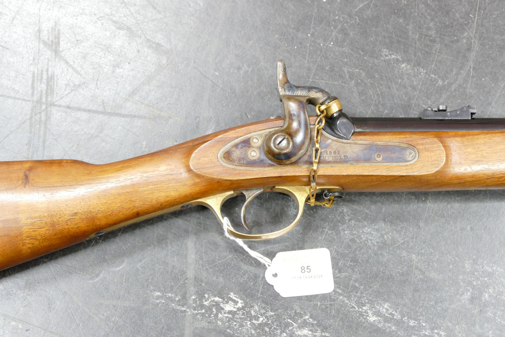 A Parker Hale 1861 Enfield two band cal 577 black powder rifle, - Image 3 of 3