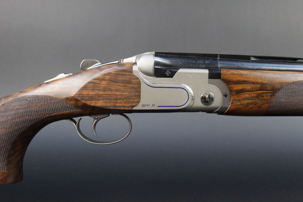 WITHDRAWN - A Beretta DT11 12 bore over/under shotgun, with 28 3/4" multi choke barrels, - Image 7 of 10