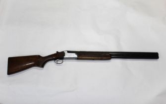 An Italian 12 bore over/under shotgun, Model Orbit with 27" multi choke barrels, 70 mm chambers,