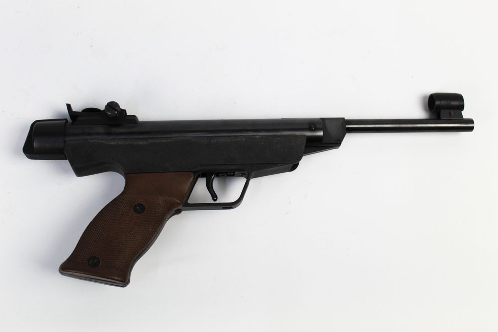 An original model 5 177 air pistol, break barrel Serial No. 799538. - Image 2 of 2