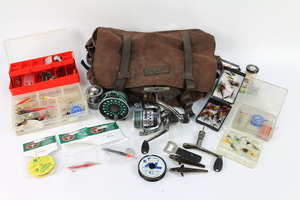 A fishing bag containing a Diplomat 278 fly reel, various boxes containing lures, spinners, - Image 2 of 2