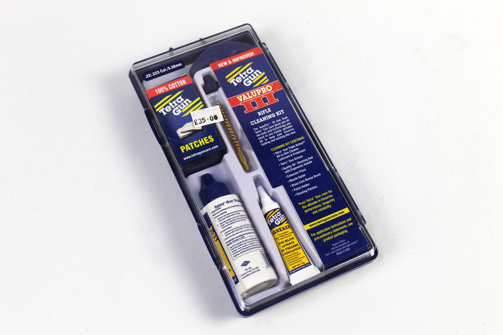 A Tetra rifle cleaning kit, cal 22, 223, 5.56 mm.