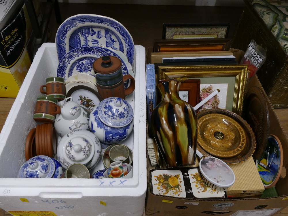 Box of blue and white Willow pattern and Oriental china, box of pictures,