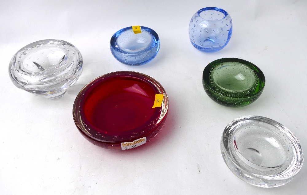 Six pieces of bubble Art Glass