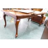 Edwardian Queen Anne style extending dining table with single leaf,