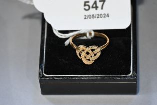 9 ct gold ring,