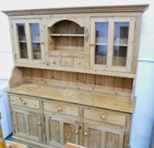 Quality pine dresser, height 200 cm,