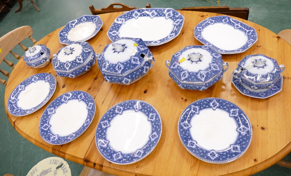 19th century transfer printed Berkeley pattern dinnerware