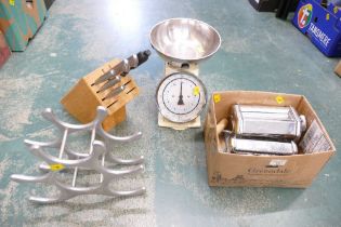 Knife block, pasta maker scales,