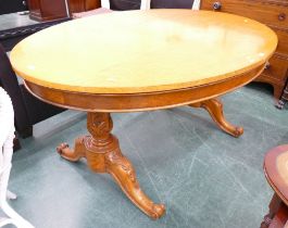 Victorian oval maple centre table with recessed frieze,