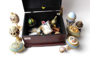 Two boxes of decorative collectors eggs, Dutch brass bell,