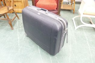 Eminent suitcase