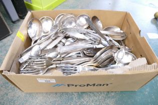 Box of cutlery