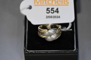 14 ct gold ring, weight 5.