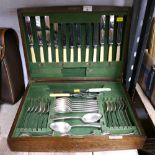 Wooden Harrods canteen of cutlery with contents