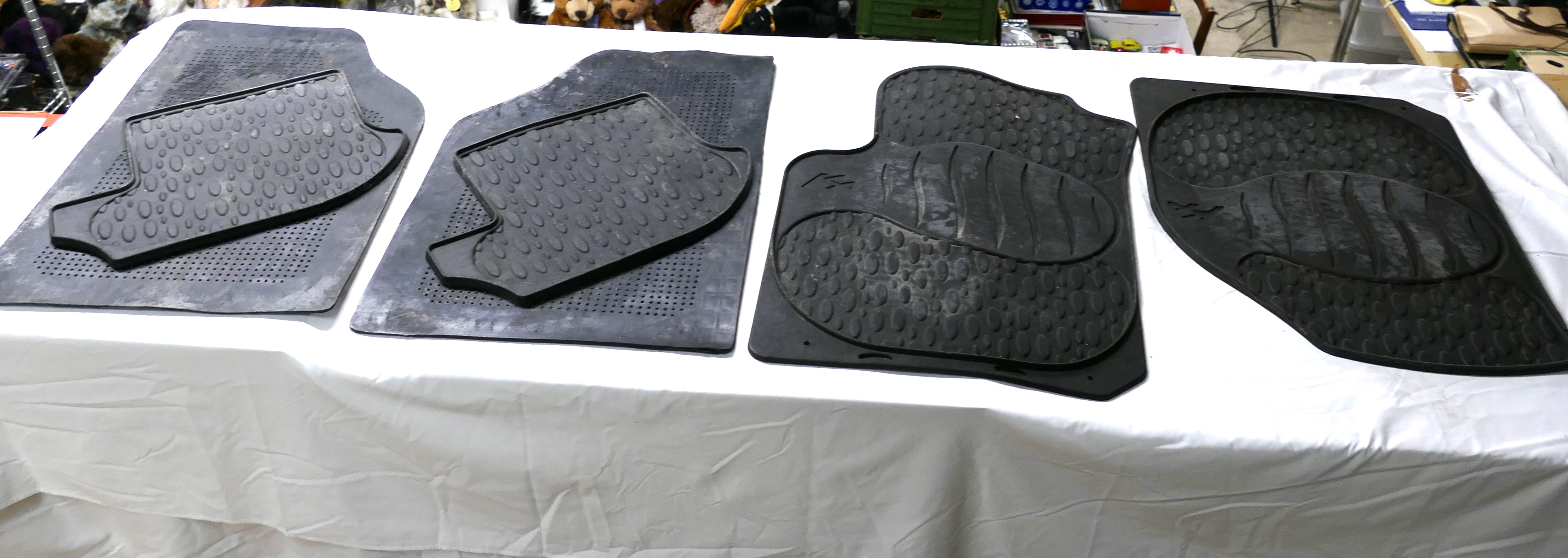 Four Ford KA car mats item numbers 2406,