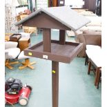 Freestanding bird house