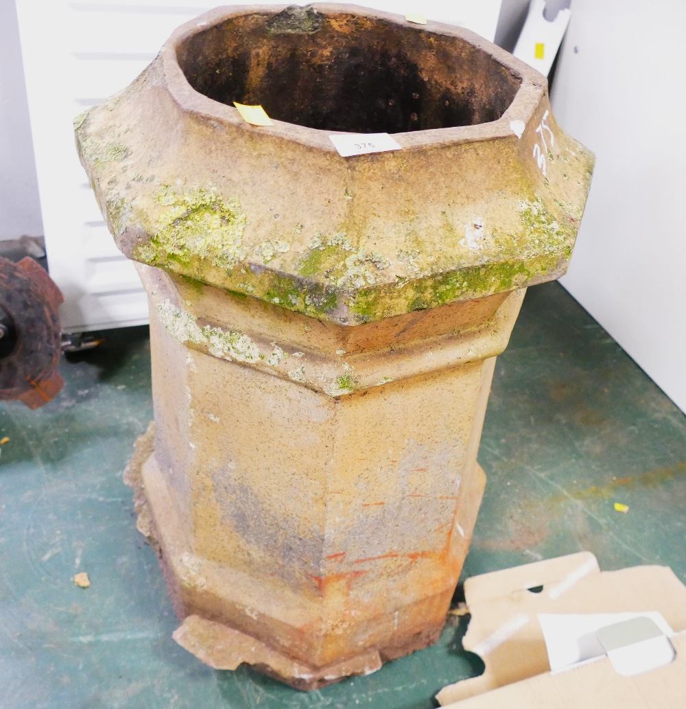 Octagonal chimney pot