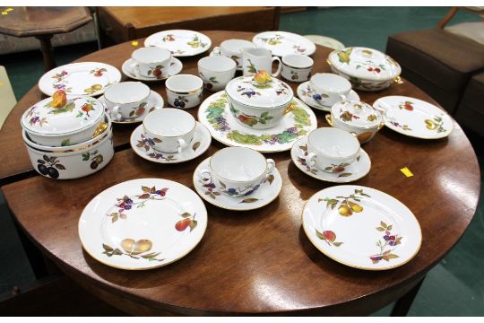 Large quantity of Royal Worcester Evesham pattern dinnerware - two handled soup dishes, tureens, - Image 3 of 3