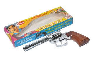 Crescent Toys unused Colorado 100 Shot Repeater Cap Pistol with original box.