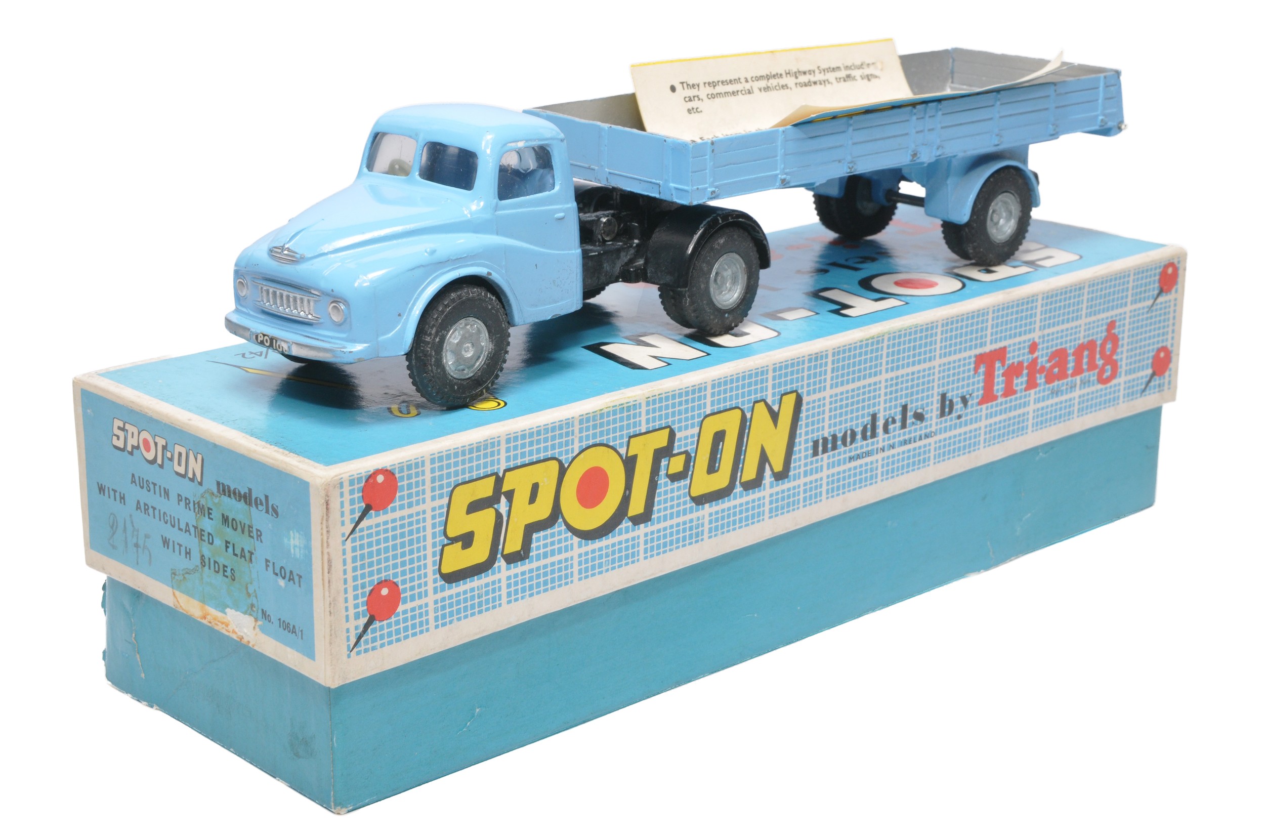 Triang Spot-On No. 106A/1 Austin Prime Mover with Articulated Flat Float Trailer. Light blue cab,