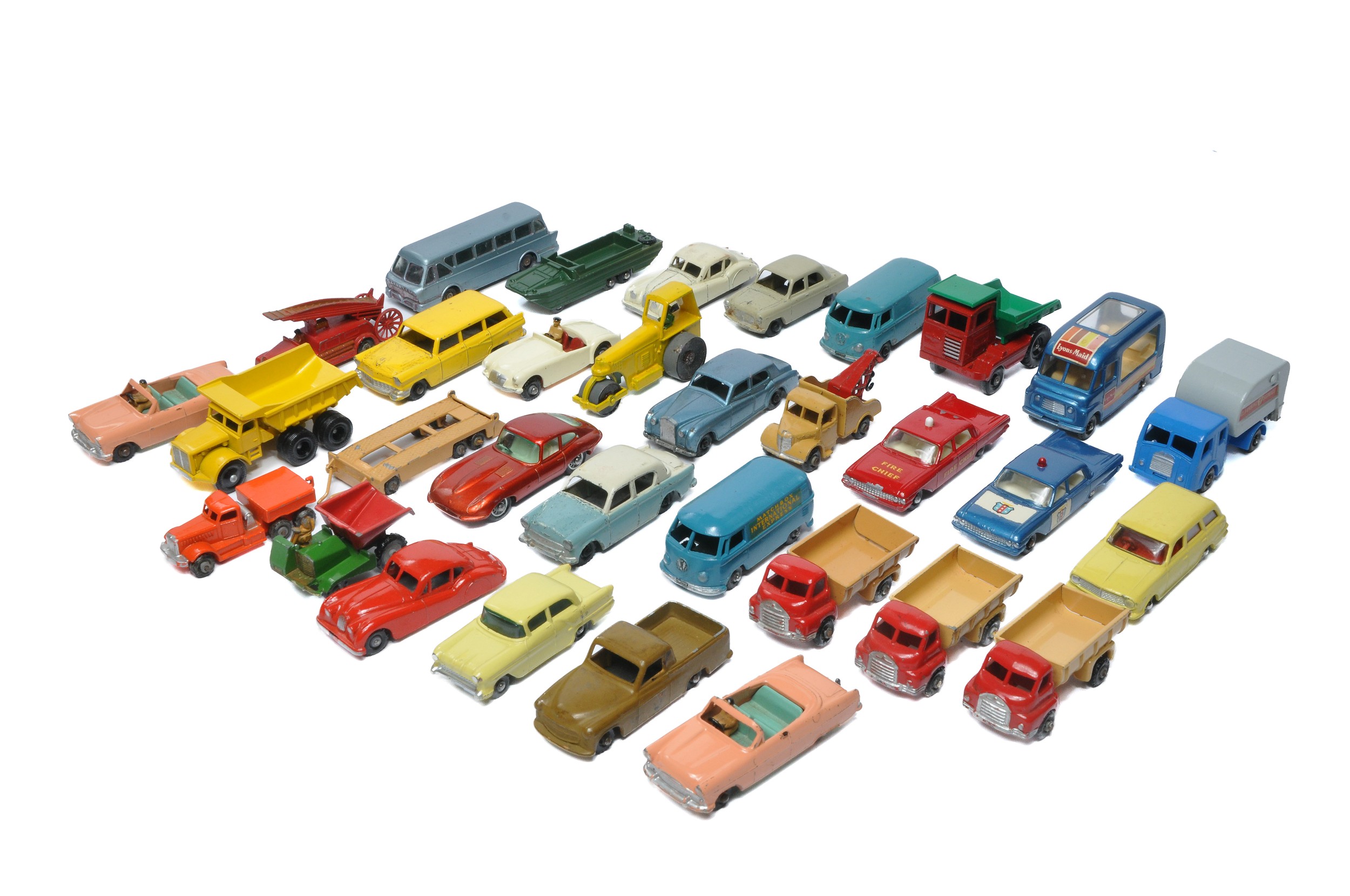 An interesting group of 32 loose Matchbox Regular Wheels. Mostly display excellent albeit large