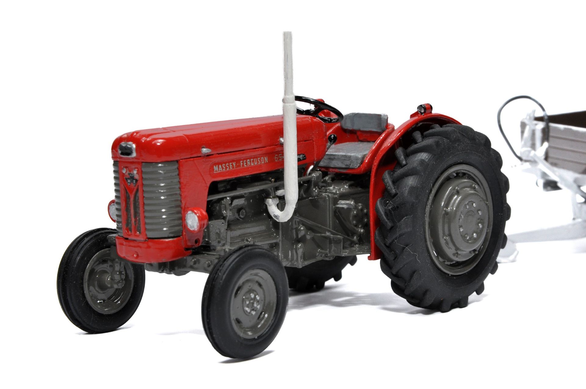 Scaledown Models 1/32 White Metal Farm Model issue comprising Massey Ferguson 65 Tractor and Rear - Image 2 of 3