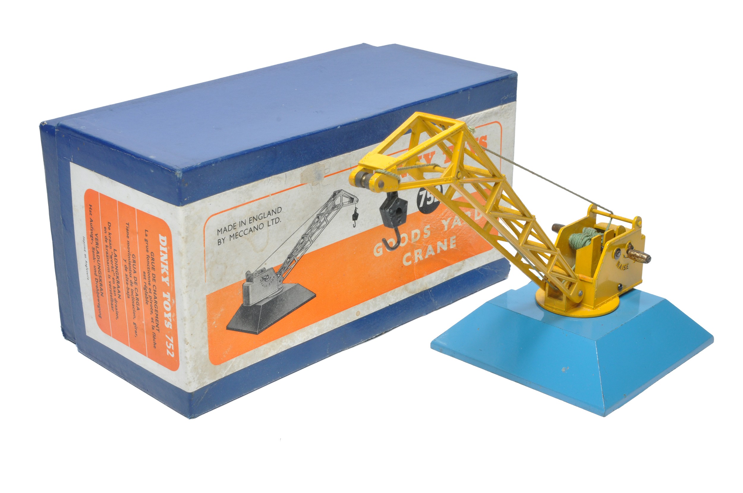 Dinky No. 752 Good's yard crane. Displays excellent, in working order. In good original box.