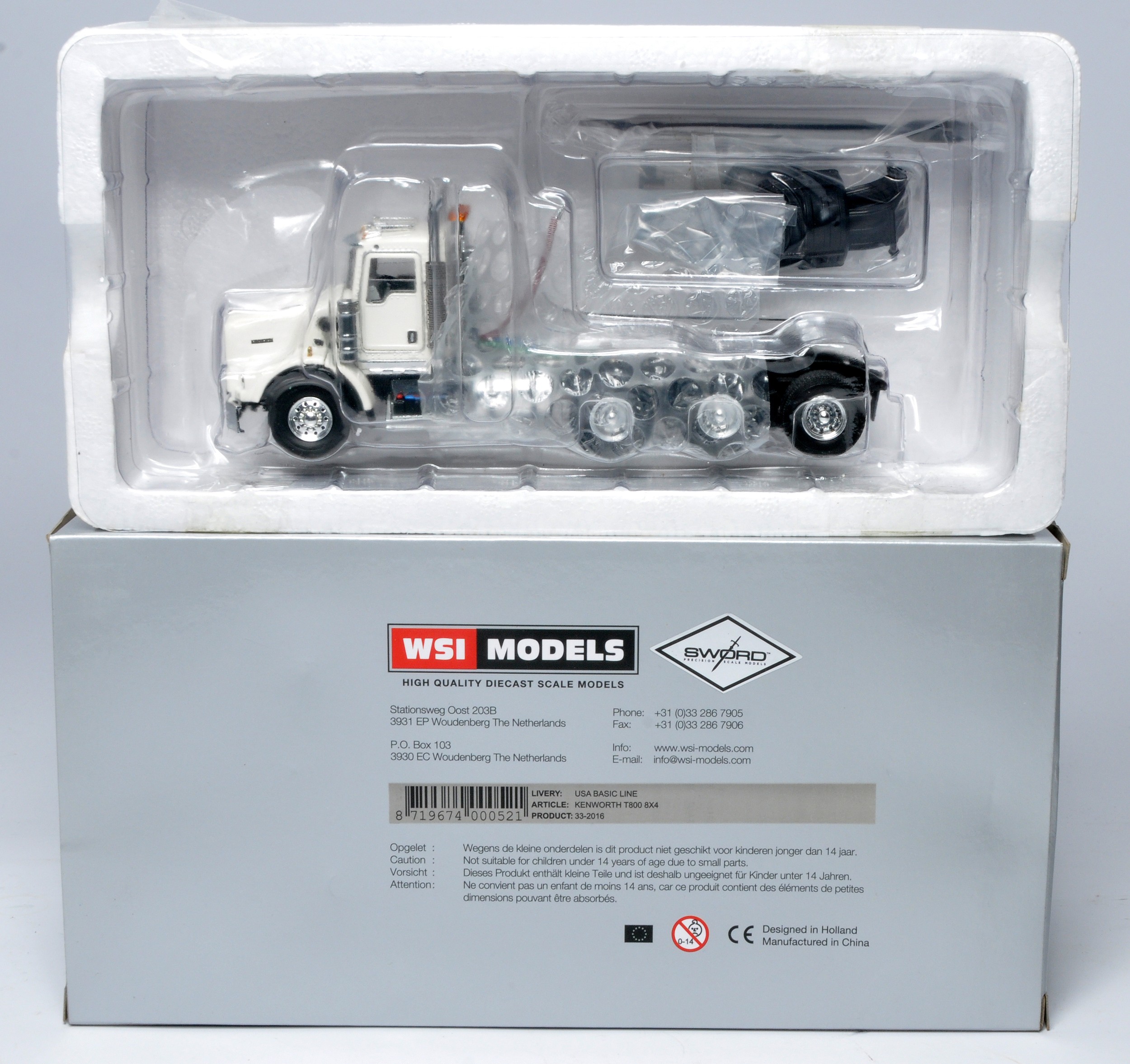 WSI 1/50 diecast model truck issue comprising Kenworth T800 8x4, looks to be without signs of