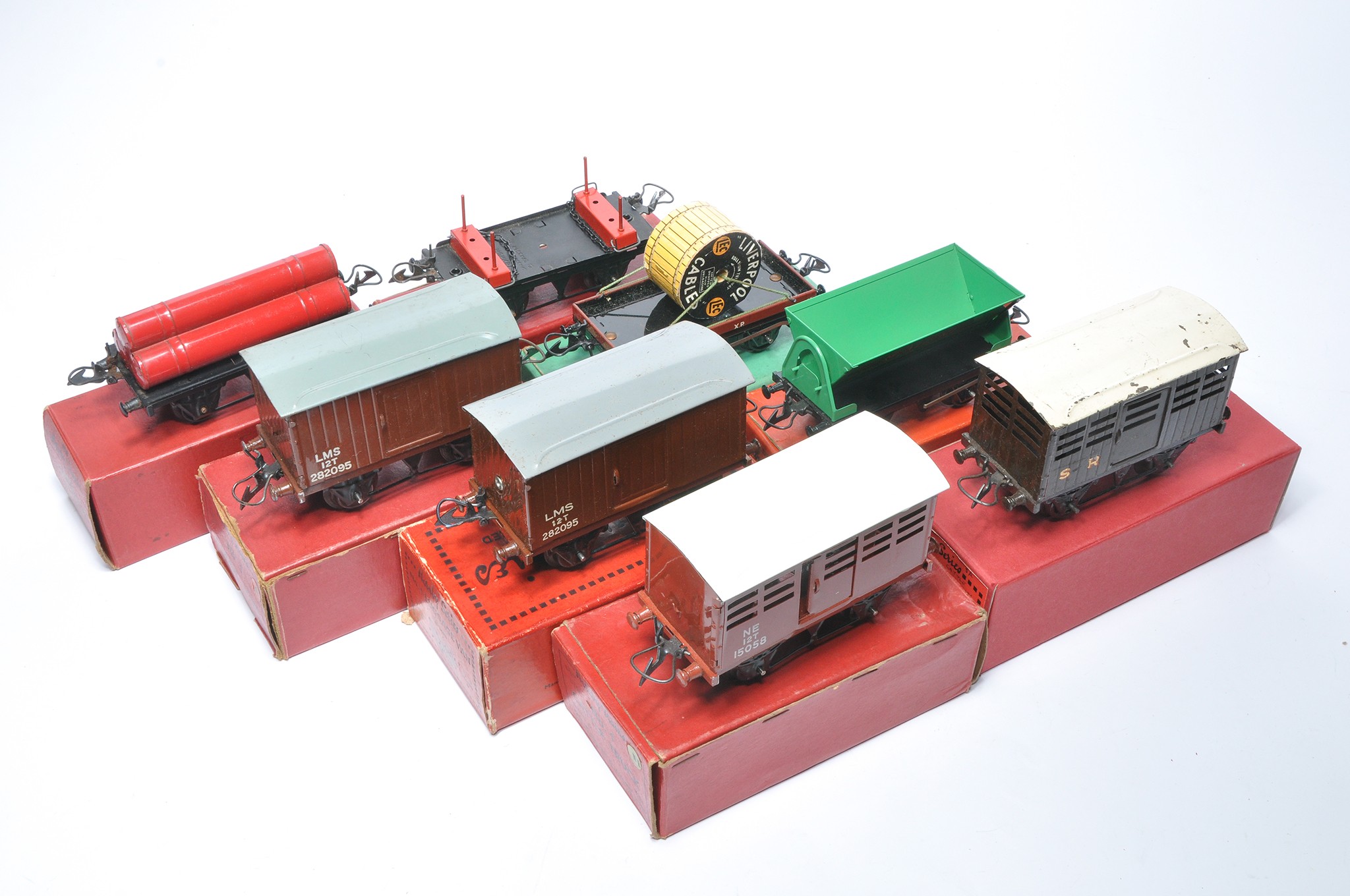 A quantity of Hornby O Gauge Rolling Stock with original boxes as shown. Generally good, boxes