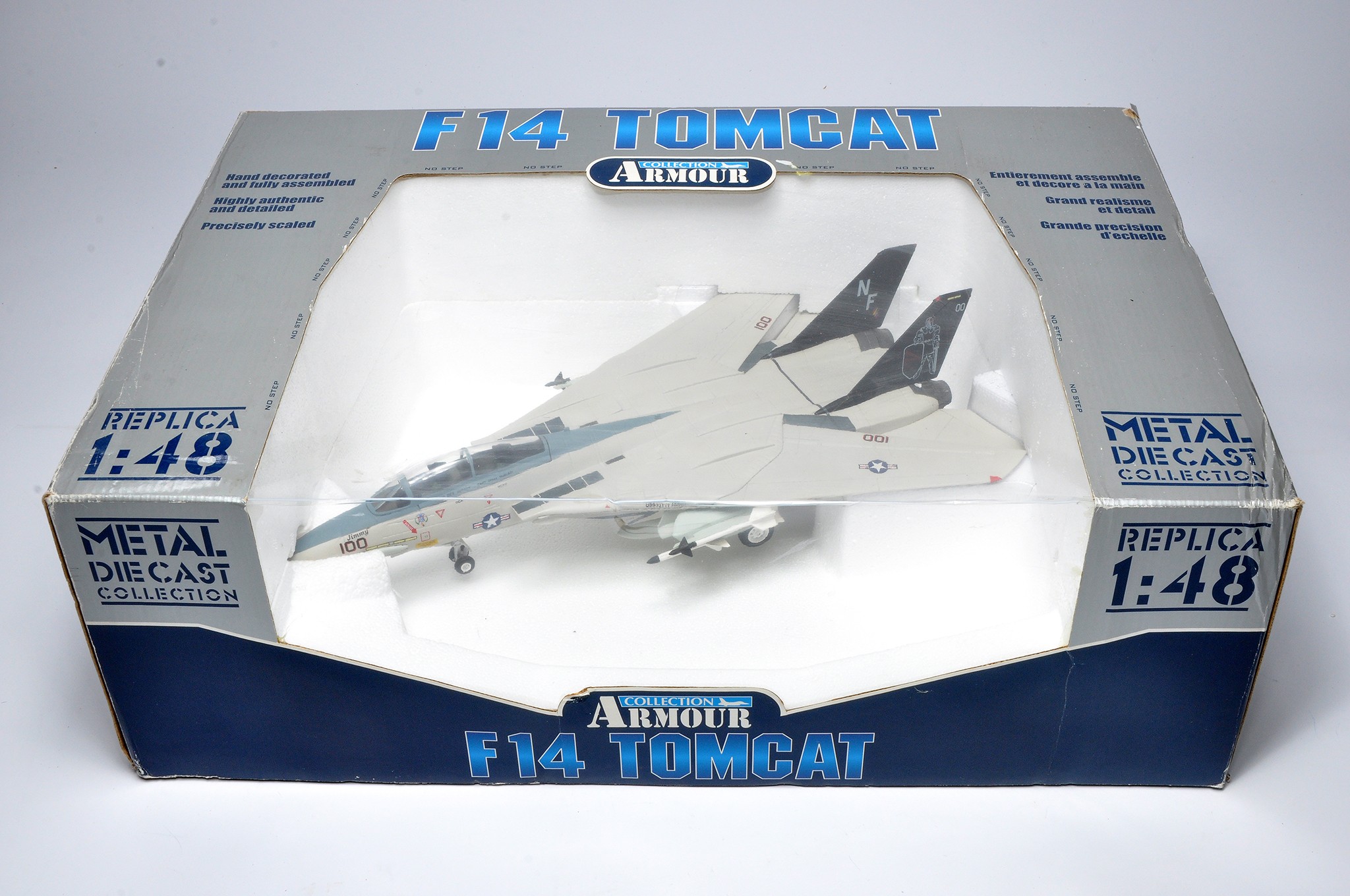 Franklin Mint 1/48 diecast model aircraft issue comprising No. 98069 F14 Tomcat. Looks to be