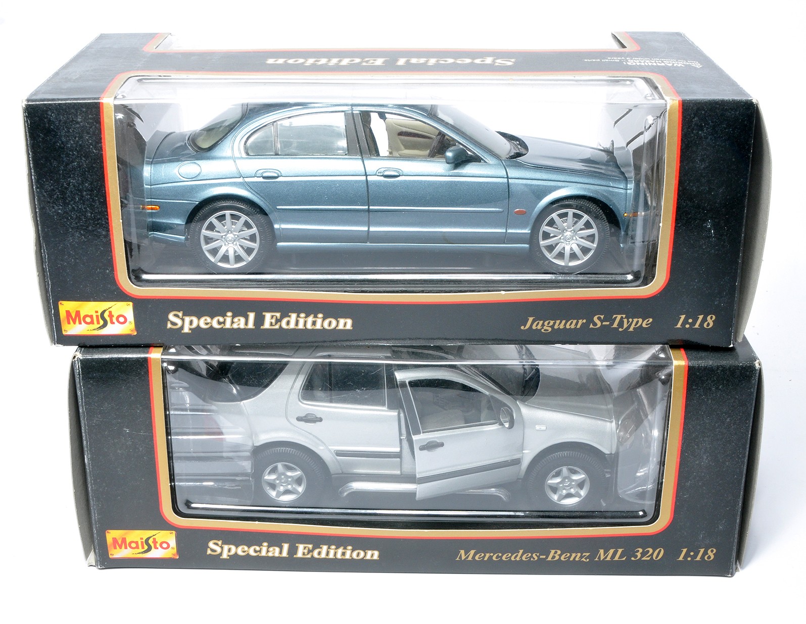 Maisto duo of 1/18 diecast model car issues in original boxes.